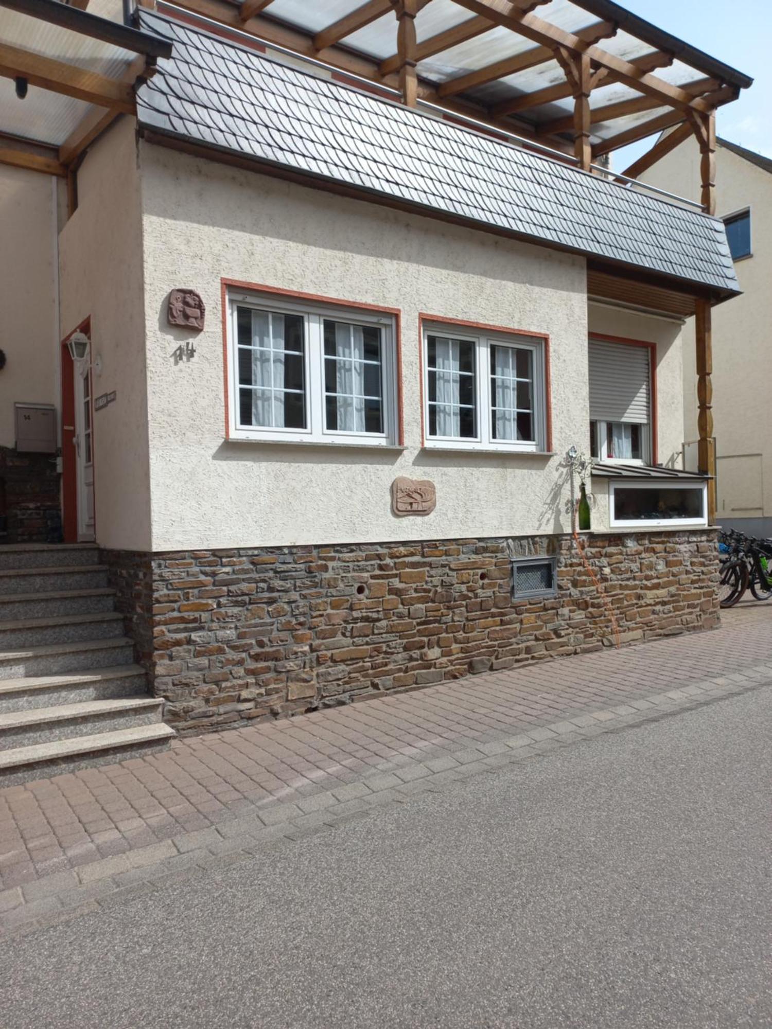Brautroeckchen Apartment Bullay Exterior photo